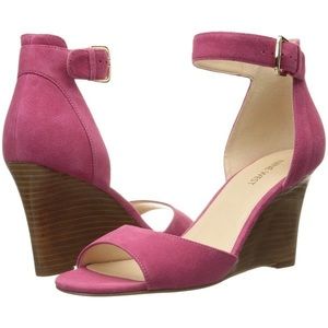 Nine West Hot Pink Farlee Sandals NWOT